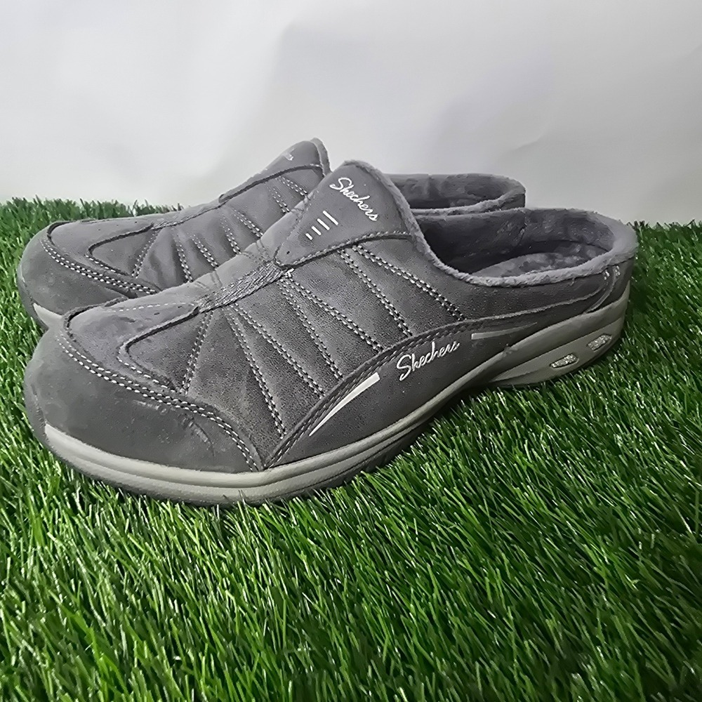 Skechers Size 11 Gray Mule Clog Sneaker Women Suede Faux Fur Memory Foam 100318